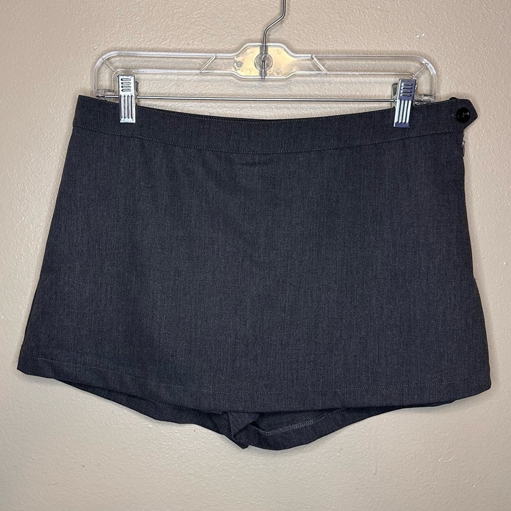 NWT Princess Polly Women's Jorge Charcoal Gray Skort Size 6